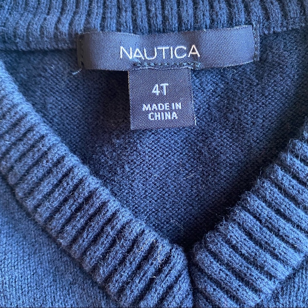 Nautica sleeves vest and long sleeve t shirt in perfect condition. Size 4t - Picture 3 of 10